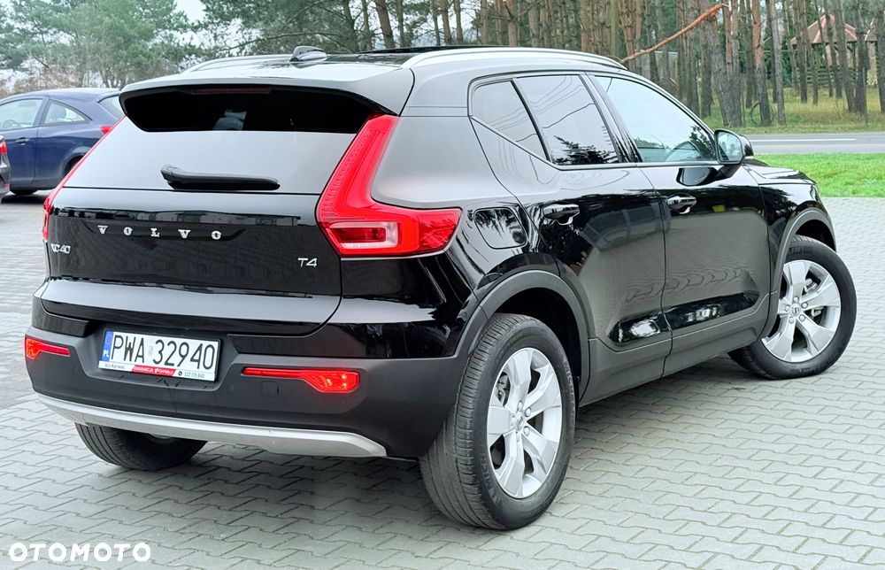 Volvo XC 40 T4 Geartronic Momentum Pro - 5