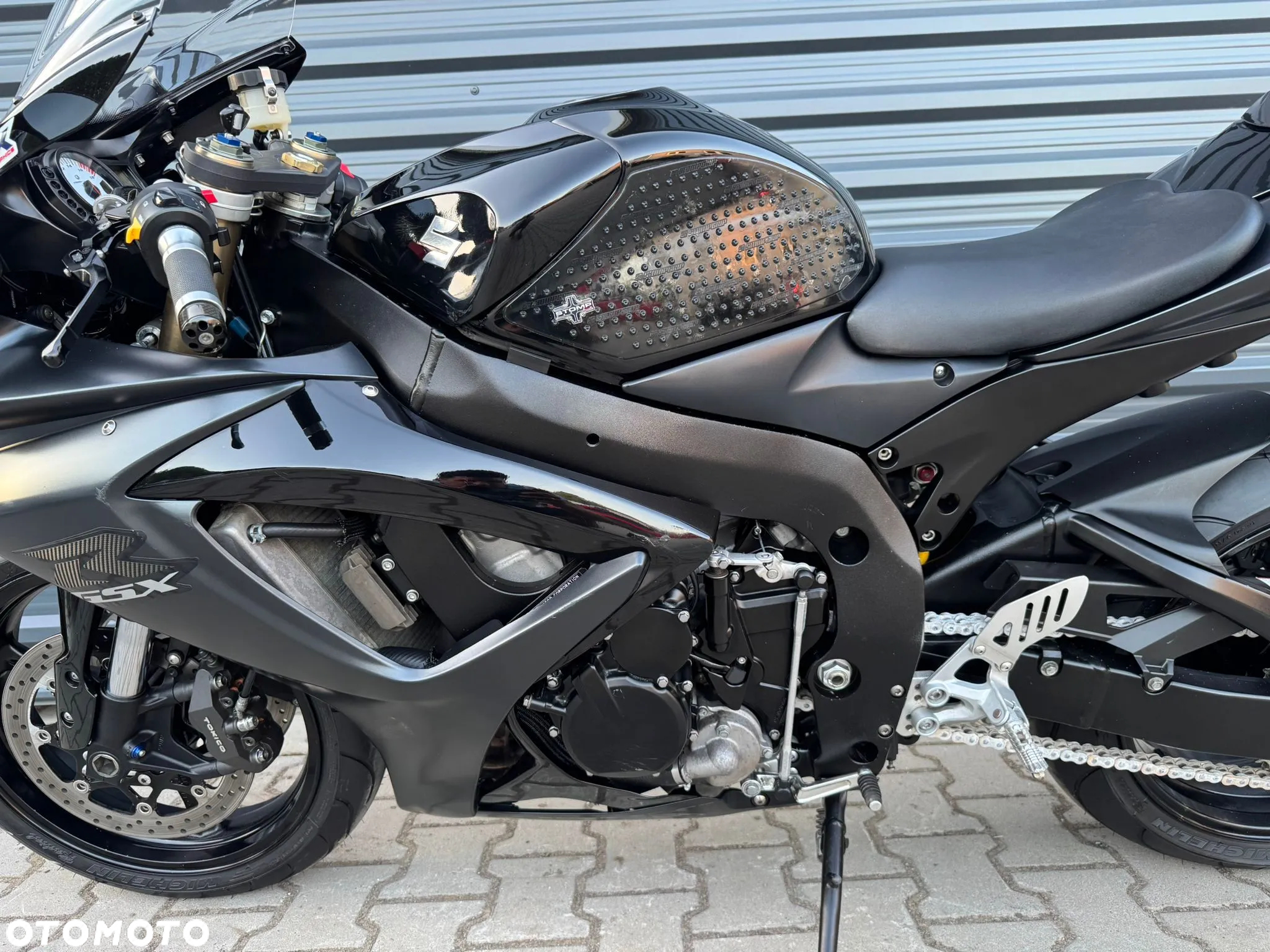 Suzuki GSX-R - 10