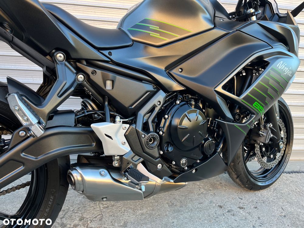 Kawasaki Ninja - 17