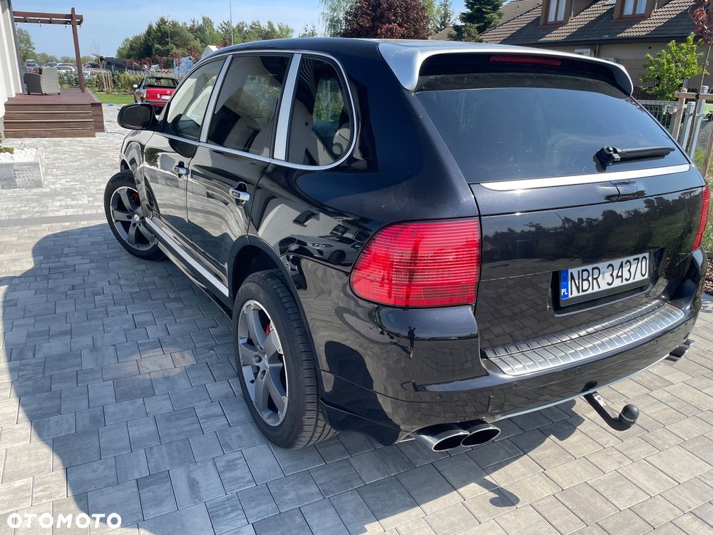 Porsche Cayenne - 23