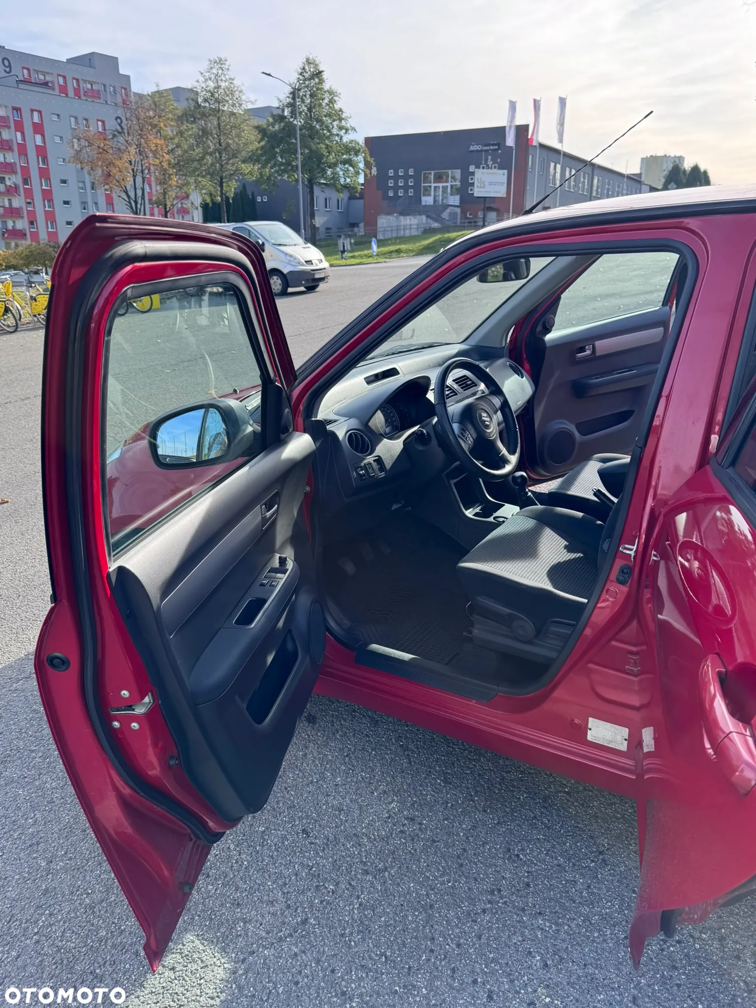 Suzuki Swift 1.3 JB Edition - 10
