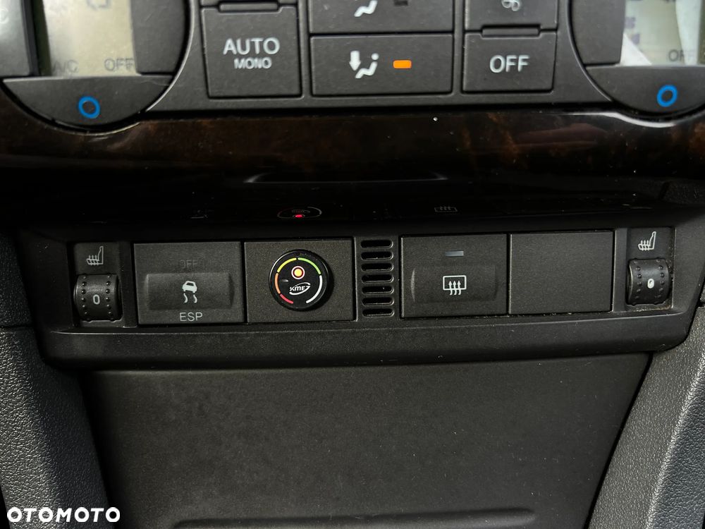 Ford Focus 2.0 Ghia - 23