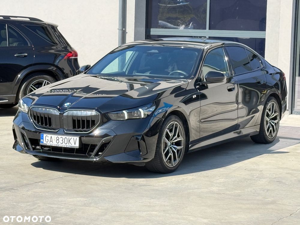 BMW Seria 5 520i mHEV M Sport sport - 11