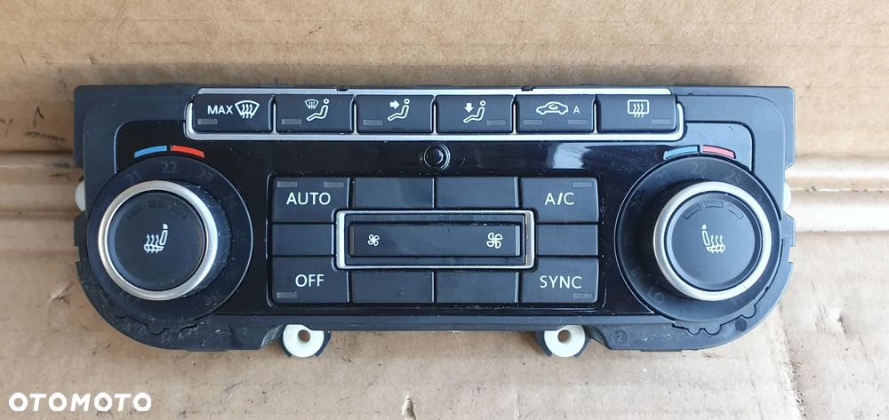 Panel nawiewu powietrza klimatyzacji klimatronic VW Tiguan 5K0907044GK - 5