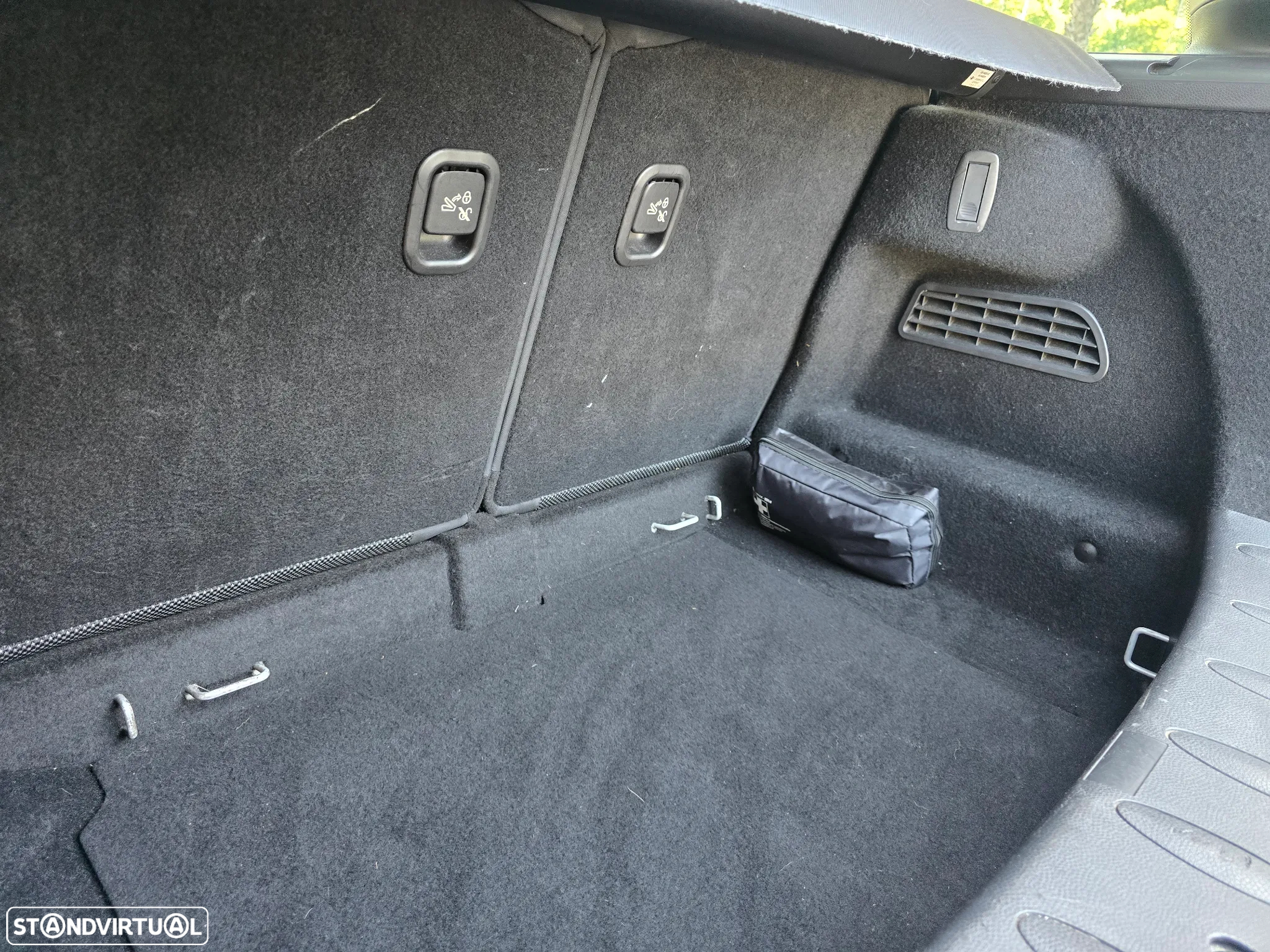 MINI Clubman Cooper D - 10