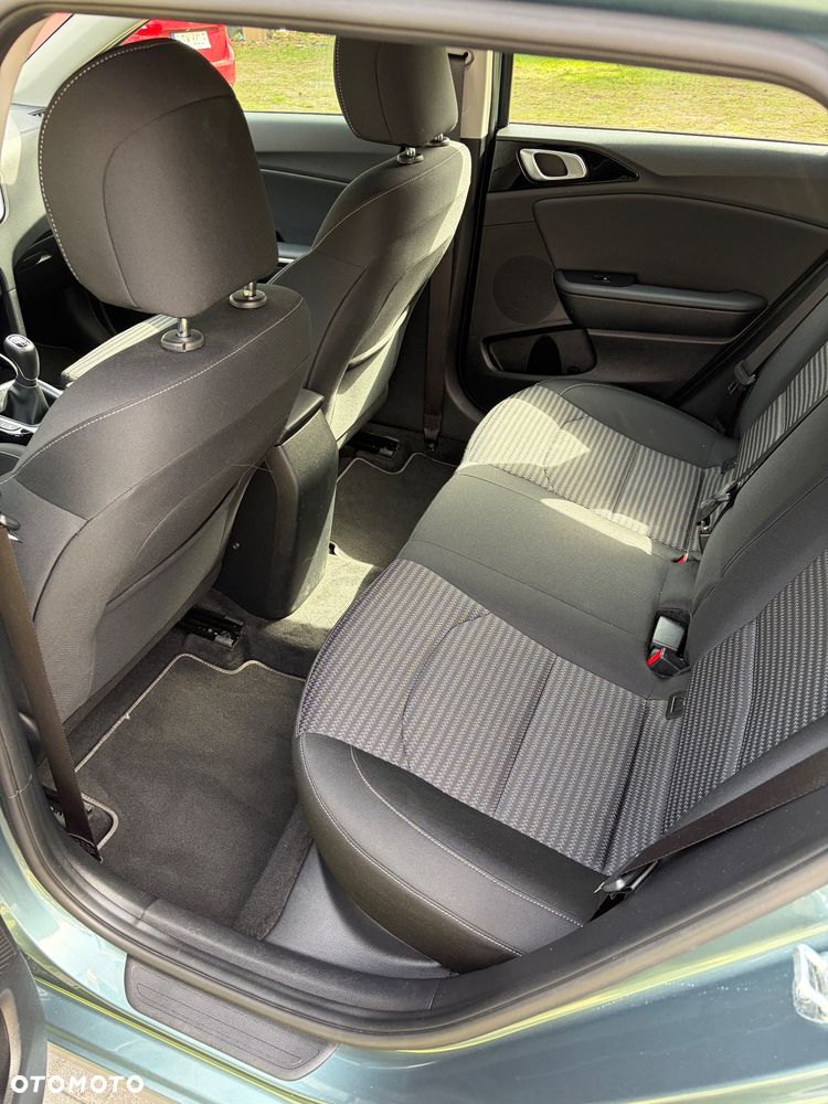 Kia Ceed 1.5 T-GDI L - 12