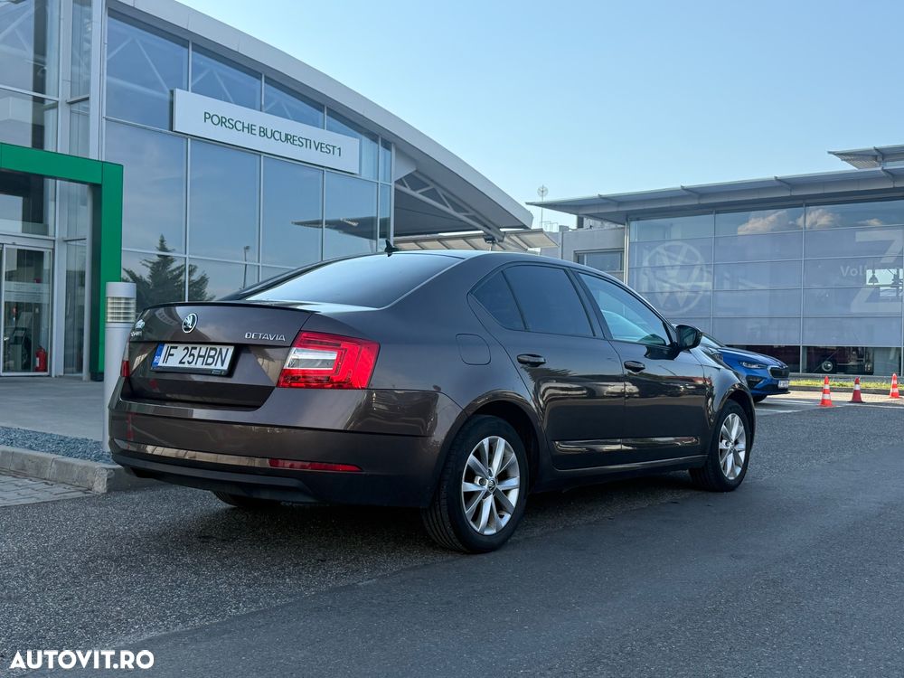 Skoda Octavia 1.5 TSI DSG Mild Hybrid Style - 4