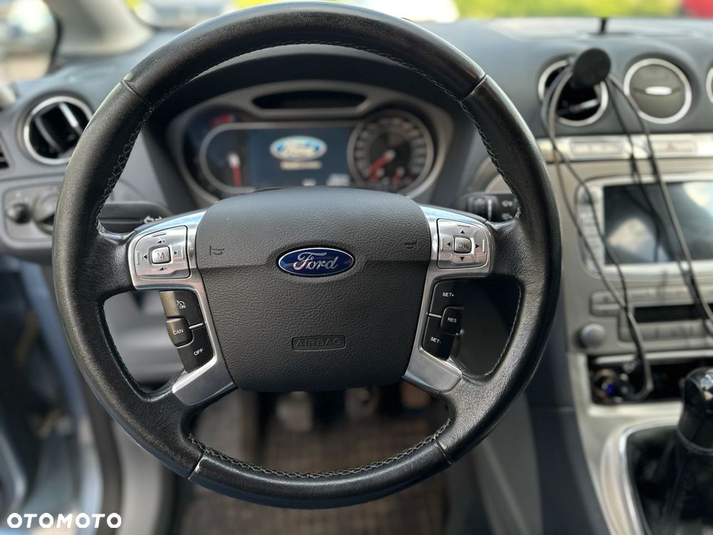 Ford S-Max - 20