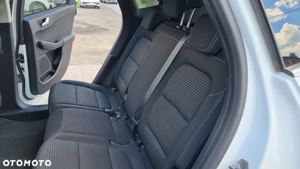 Ford Kuga - 33