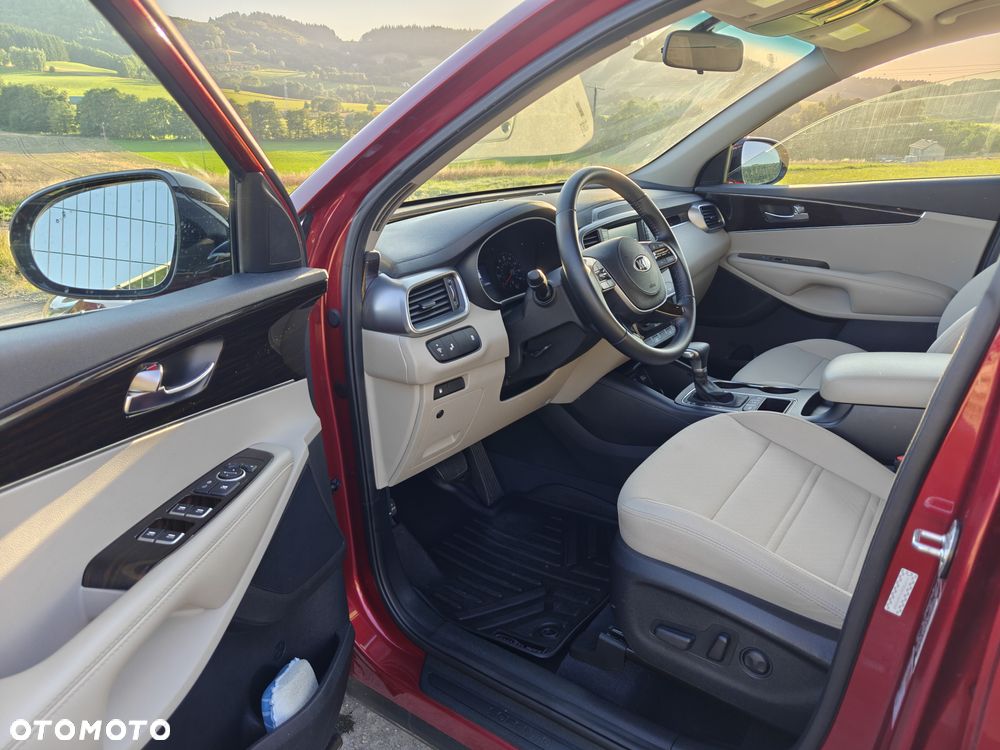 Kia Sorento - 10