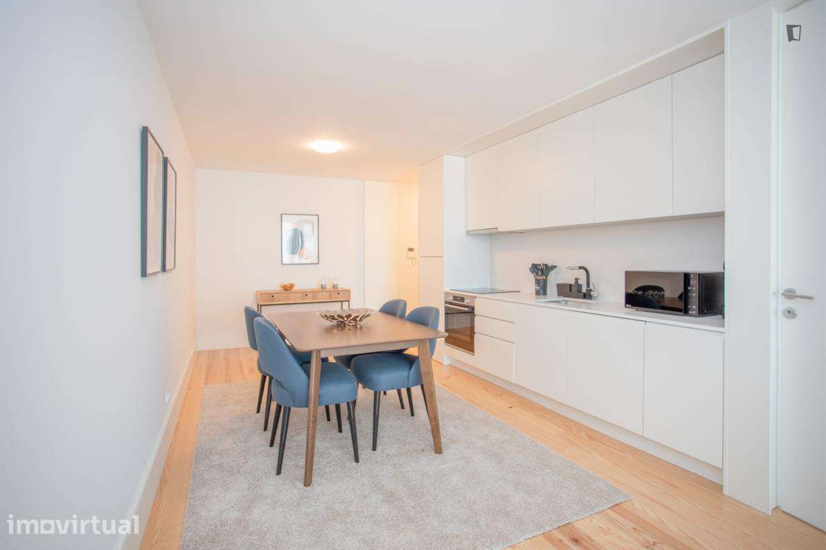 Apartamento com 1 quartos - localizado em Cedofeita Porto - Grande imagem: 5/30