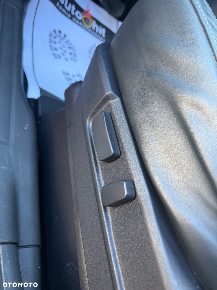 Mitsubishi Outlander 2.0 Instyle SDA 4WD CVT - 24