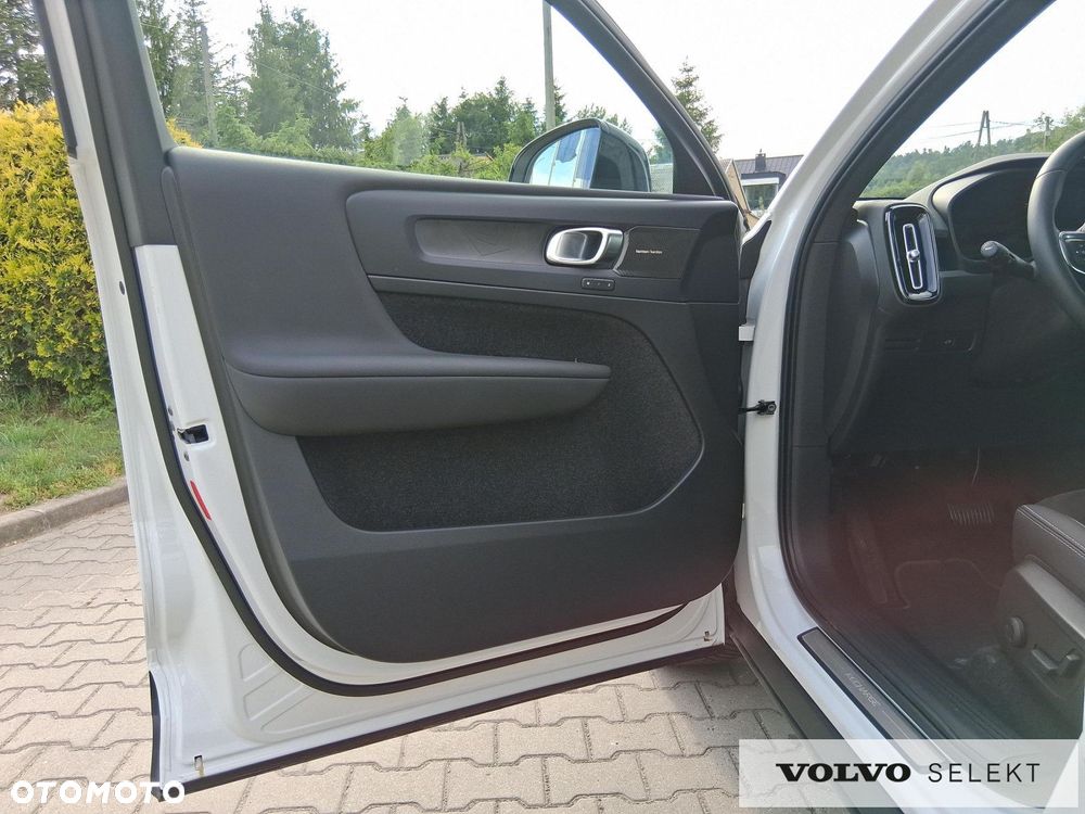 Volvo C40 - 12