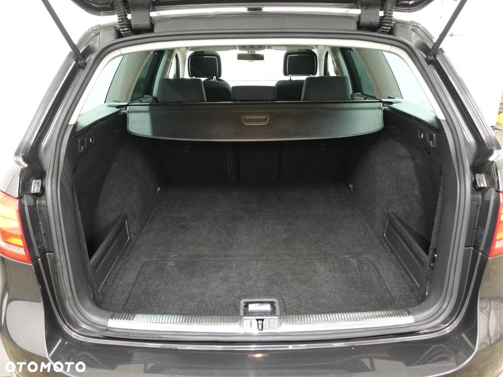 Volkswagen Passat 2.0 Blue TDI SCR Highline - 22