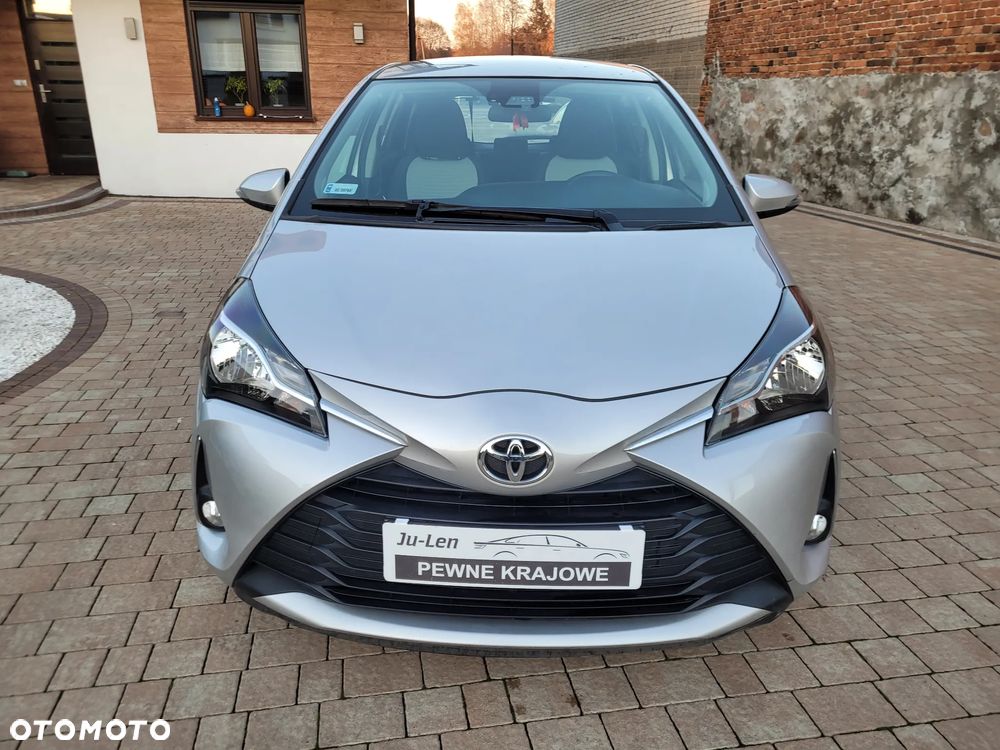 Toyota Yaris 1.5 Premium - 5