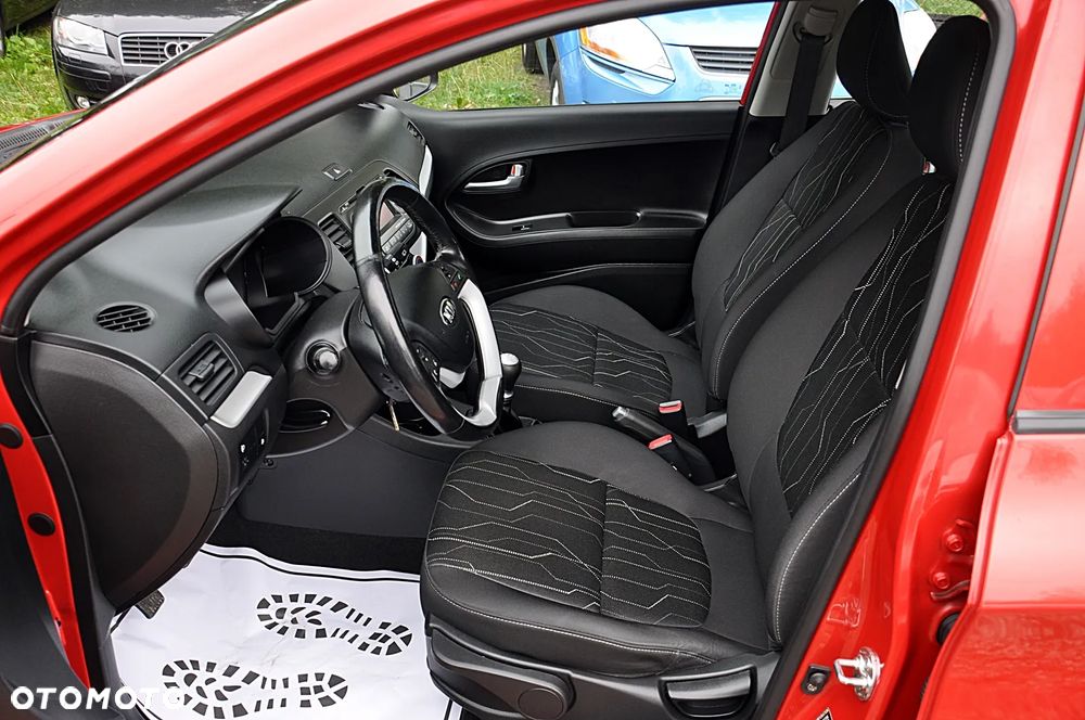 Kia Picanto 1.0 Dream Team Edition - 15