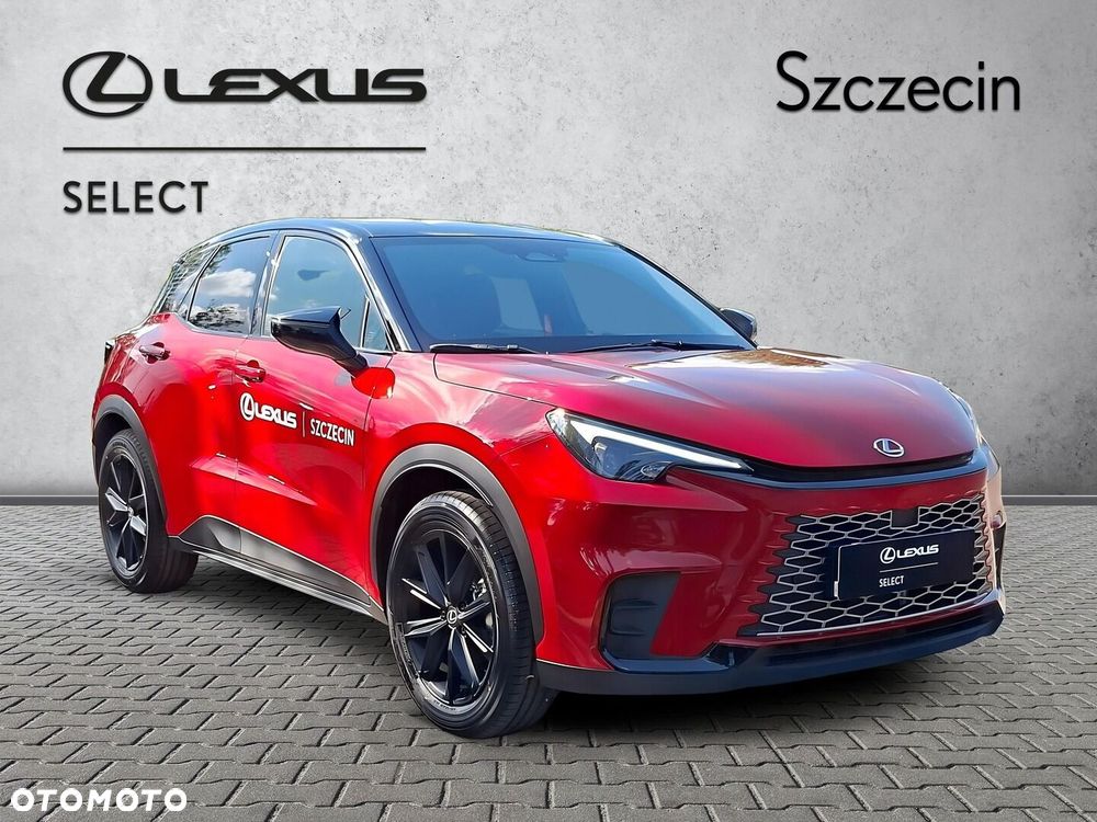 Lexus LBX - 7