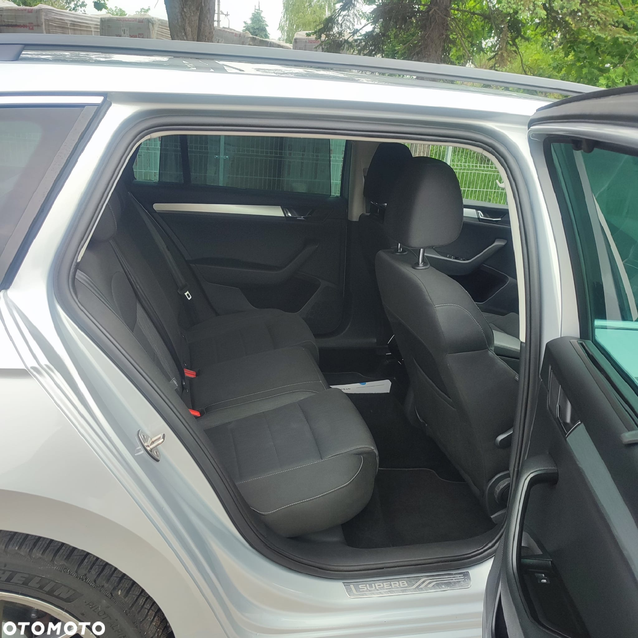Skoda Superb 2.0 TDI 4x4 Active DSG - 9