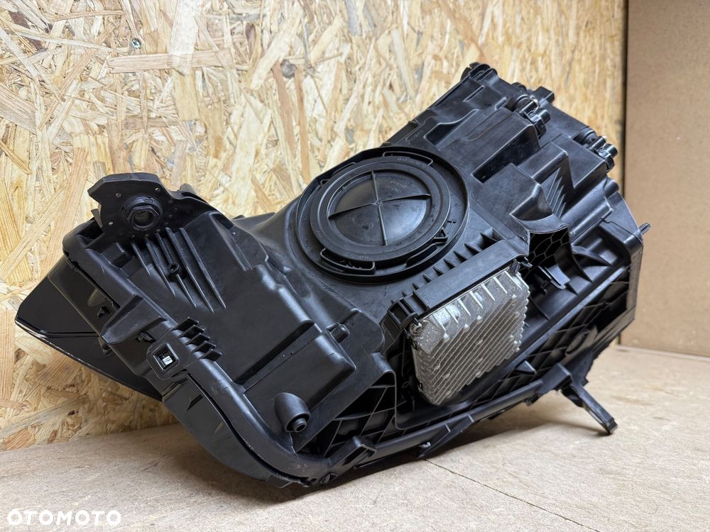LAMPA PRZÓD PRAWA PRZEDNIA PRAWA AUDI Q3 II 83A LED 83A941012 - 4