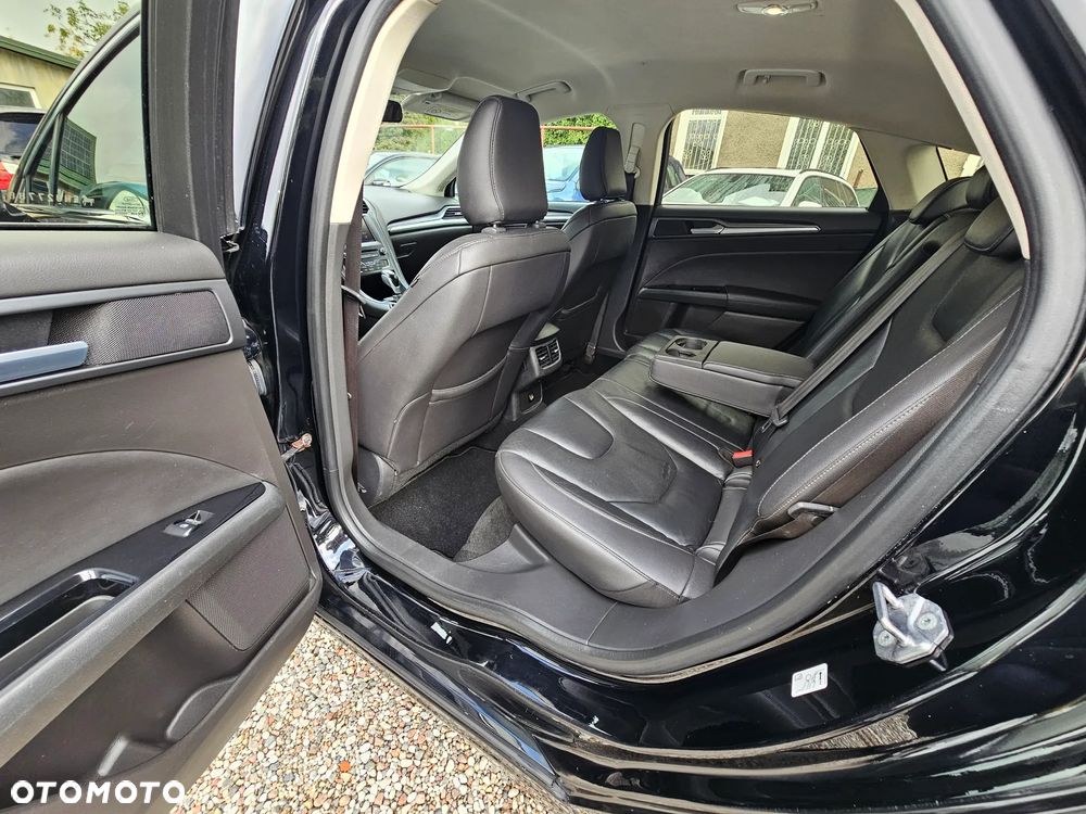 Ford Mondeo - 8