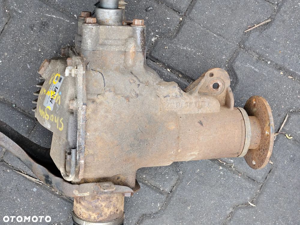 BMW E60  E61  2.0 D 2.0D most dyfer dyferencjał 2,56 7562711/02 - 3