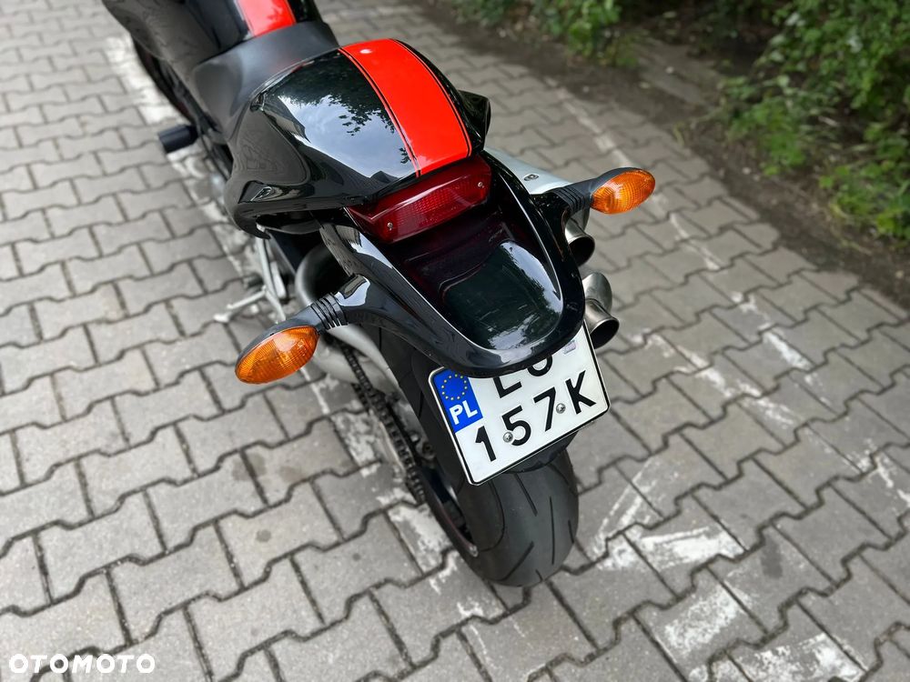 Ducati Monster - 13