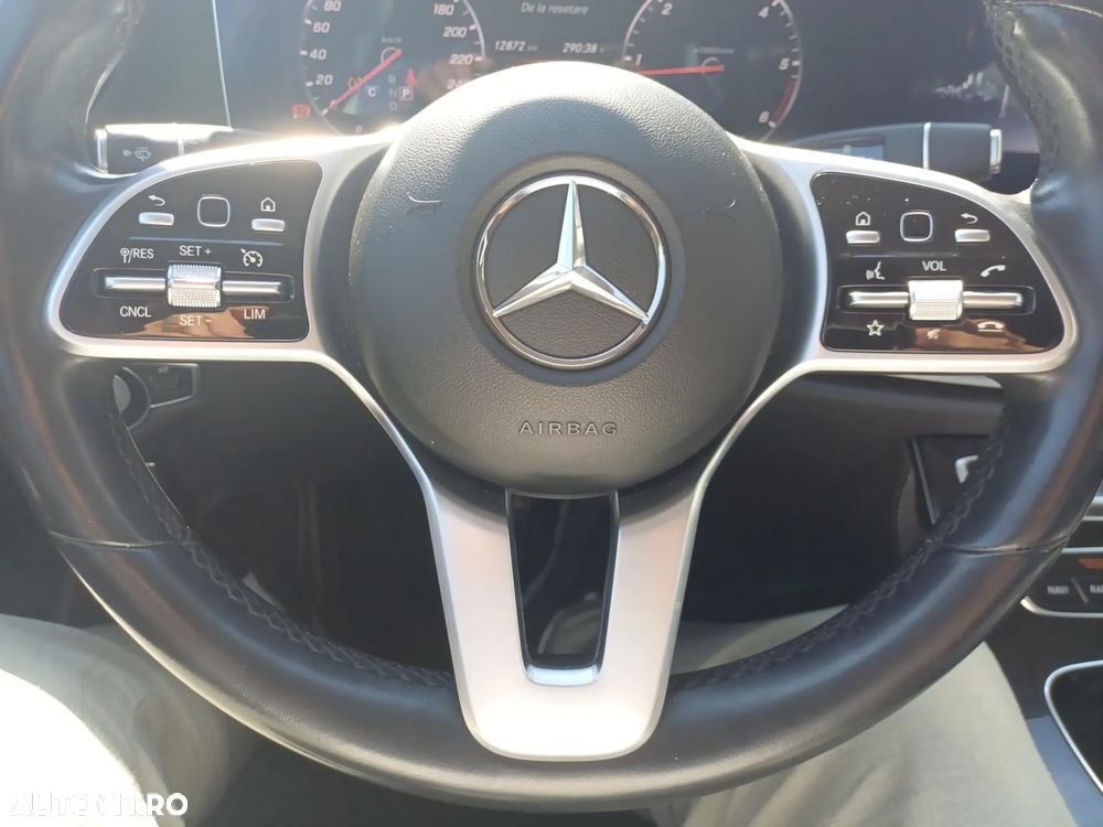Mercedes-Benz E - 15