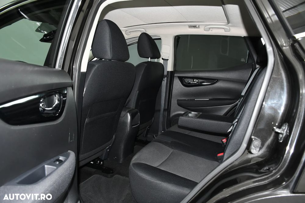 Nissan Qashqai 1.5 DCI N-Connecta - 10