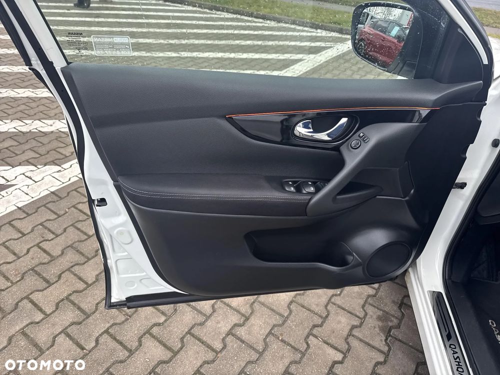 Nissan Qashqai 1.3 DIG-T N-Style EU6d - 22