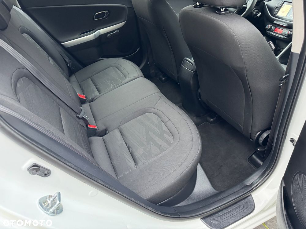 Kia Ceed 1.6 CRDi Smart Plus - 21