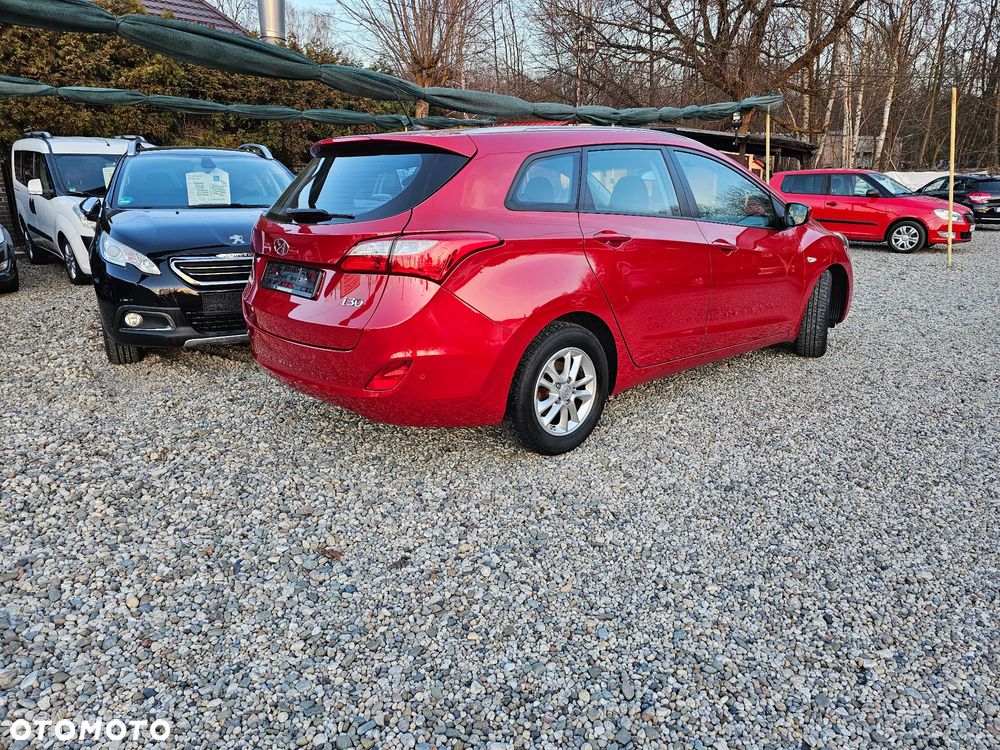 Hyundai i30 blue 1.6 GDI Style - 33