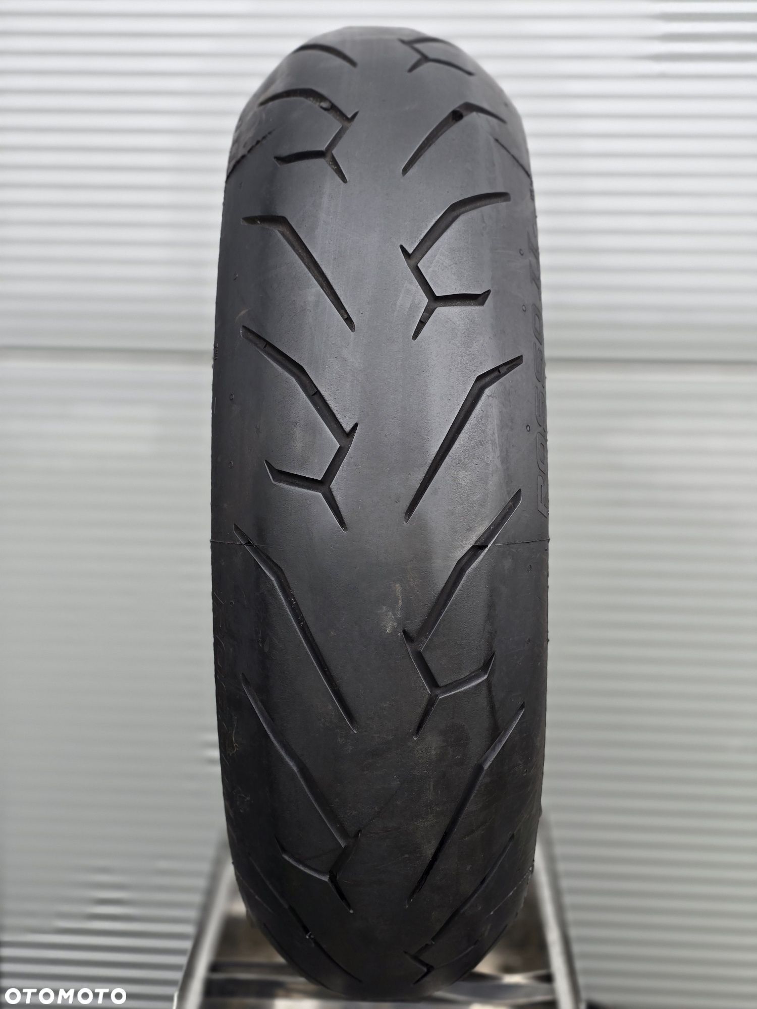 Opona Pirelli Diablo Rosso II 160/60/17 - 1