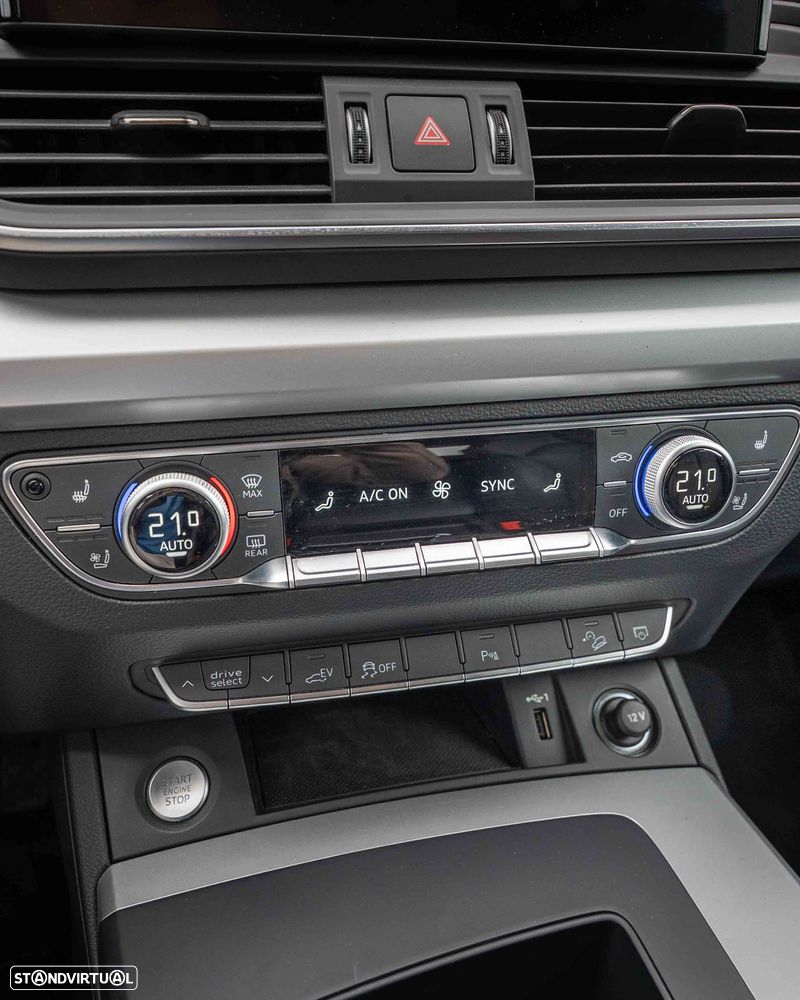 Audi Q5 2.0 TFSI Hybrid quattro S-line Tiptronic - 29