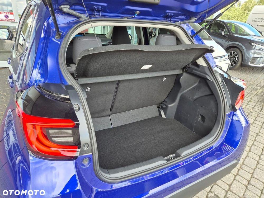 Toyota Yaris Hybrid 1.5 Style - 26