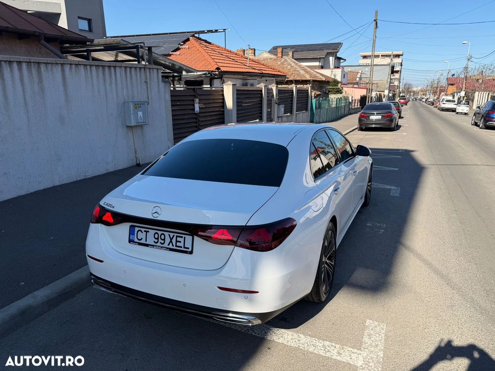 Mercedes-Benz E 220 d 9G-TRONIC - 2