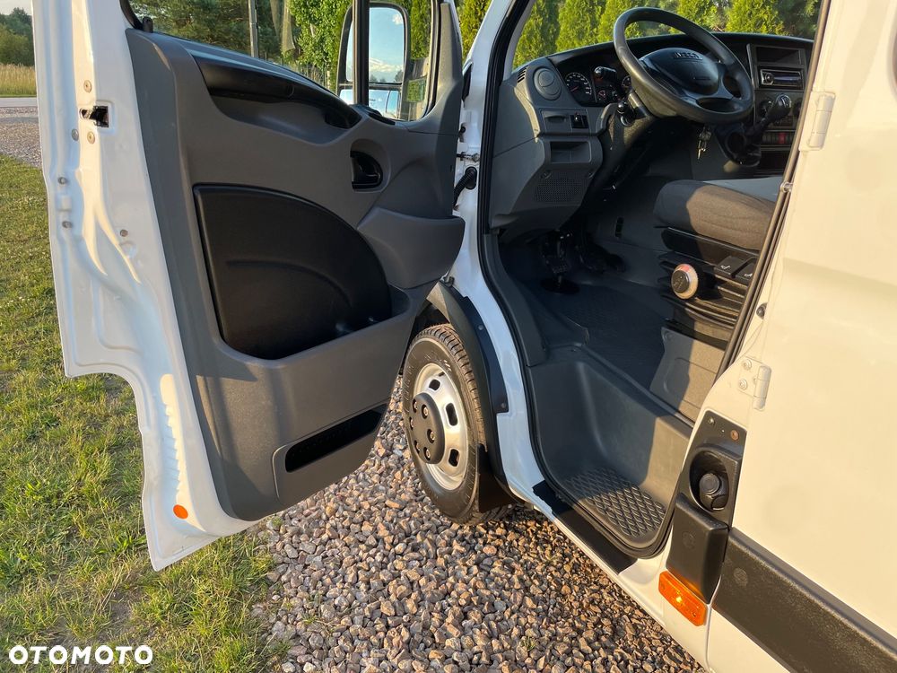Iveco Daily - 25