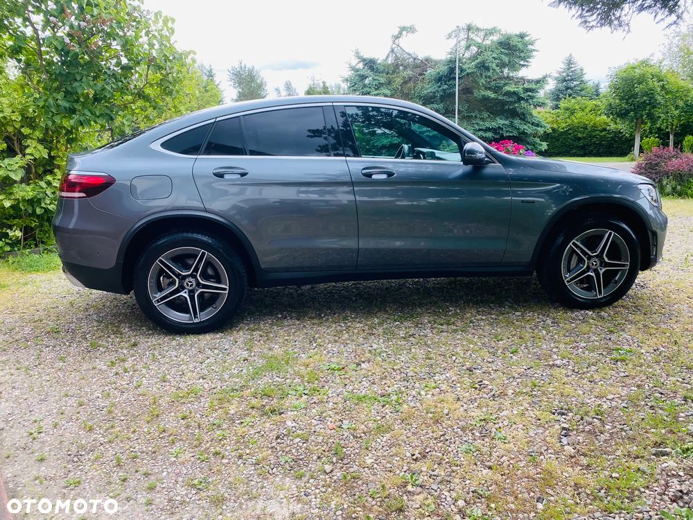 Mercedes-Benz GLC 300 e 4-Matic - 6