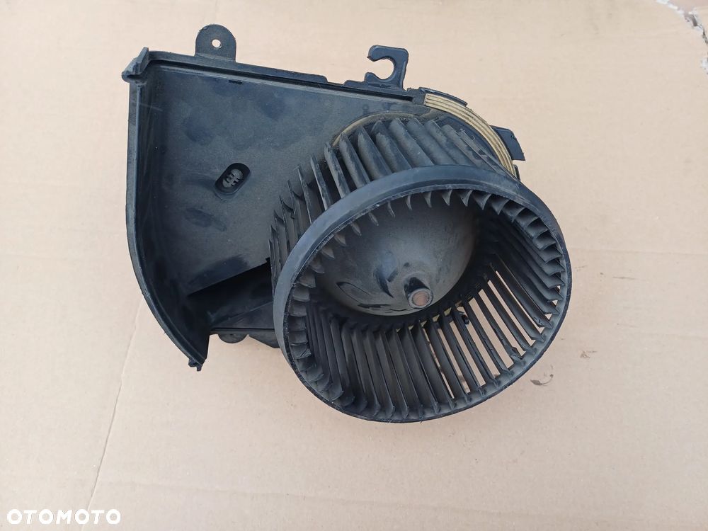 Wentylator dmuchawa nawiewu Citroen Jumpy 5F2028400 Europa - 1