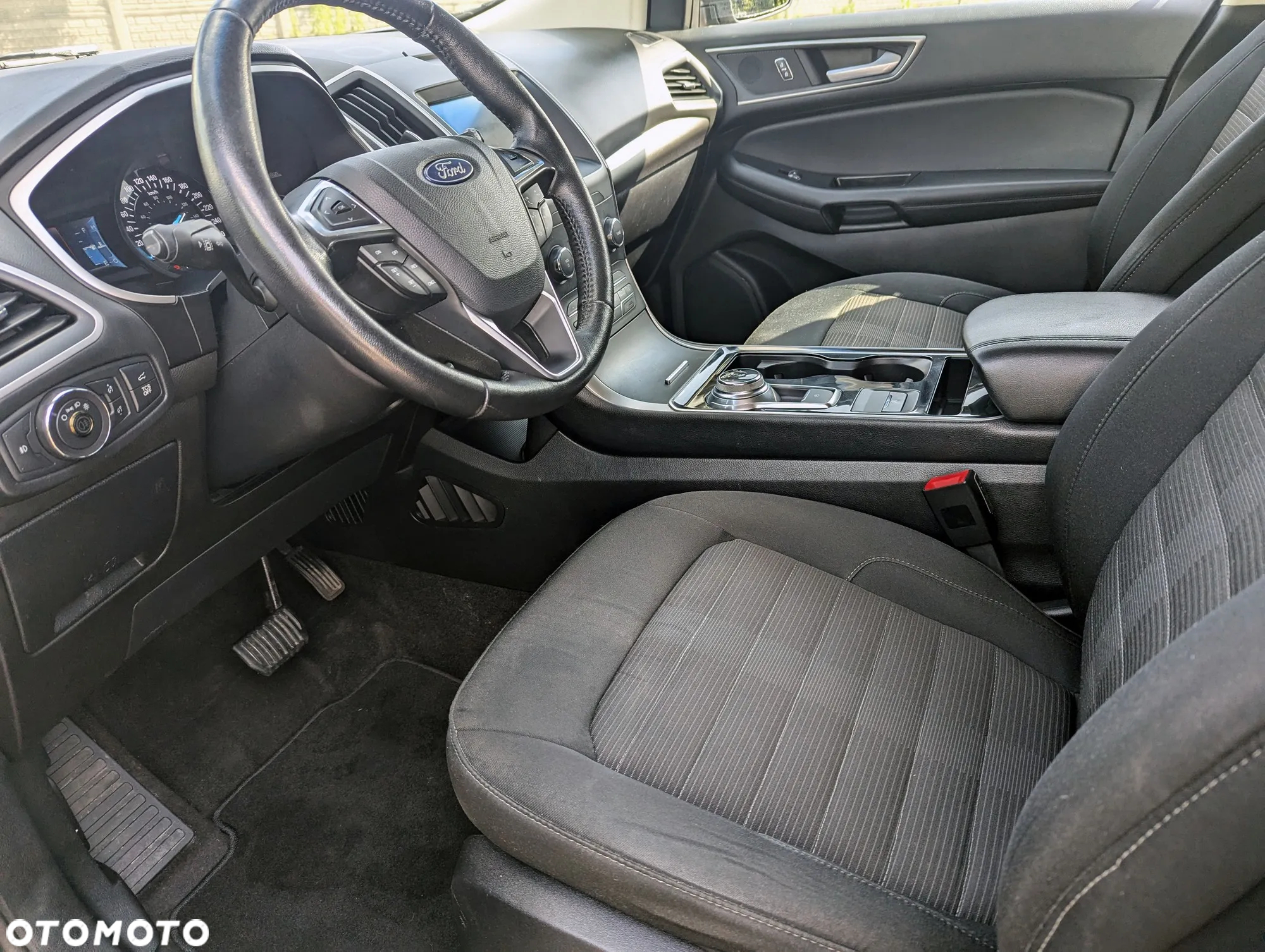 Ford Edge - 22
