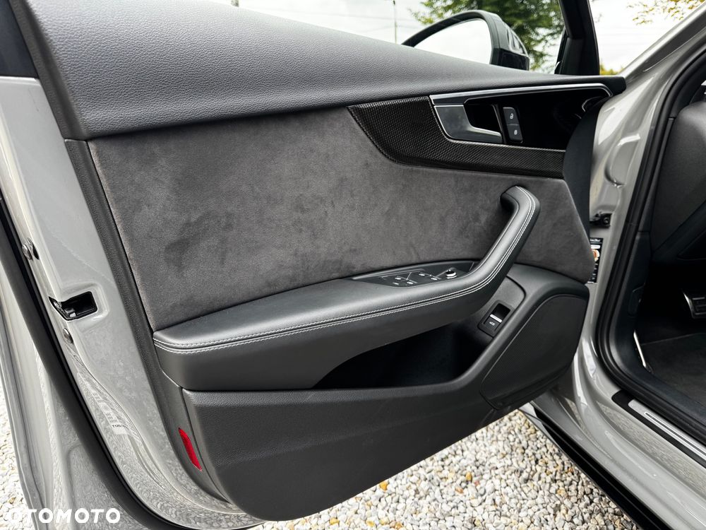 Audi A4 Avant 45 TDI quattro tiptronic S line - 21