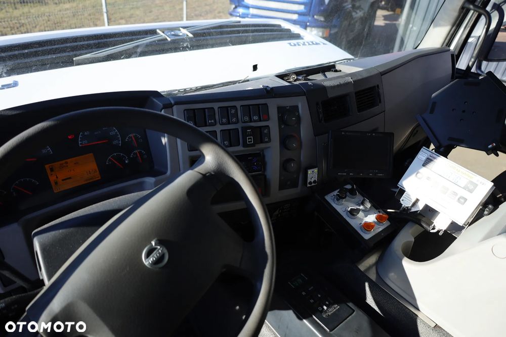 Volvo Śmieciarka VOLVO FE 340 - 36