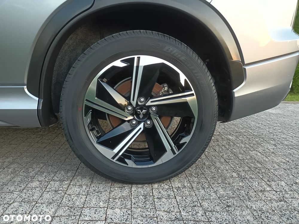 Mitsubishi Eclipse Cross 4WD Top - 21
