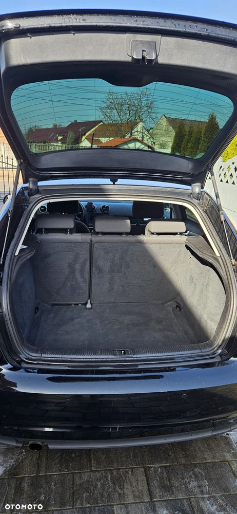 Audi A3 Sportback 1.6 TDI DPF Attraction - 7