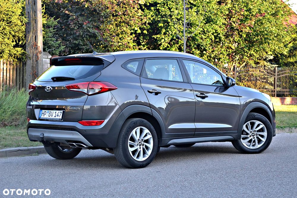 Hyundai Tucson 2.0 CRDi 2WD Trend - 16