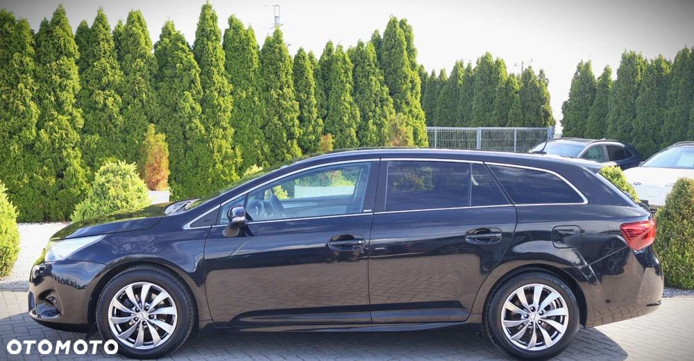 Toyota Avensis - 9
