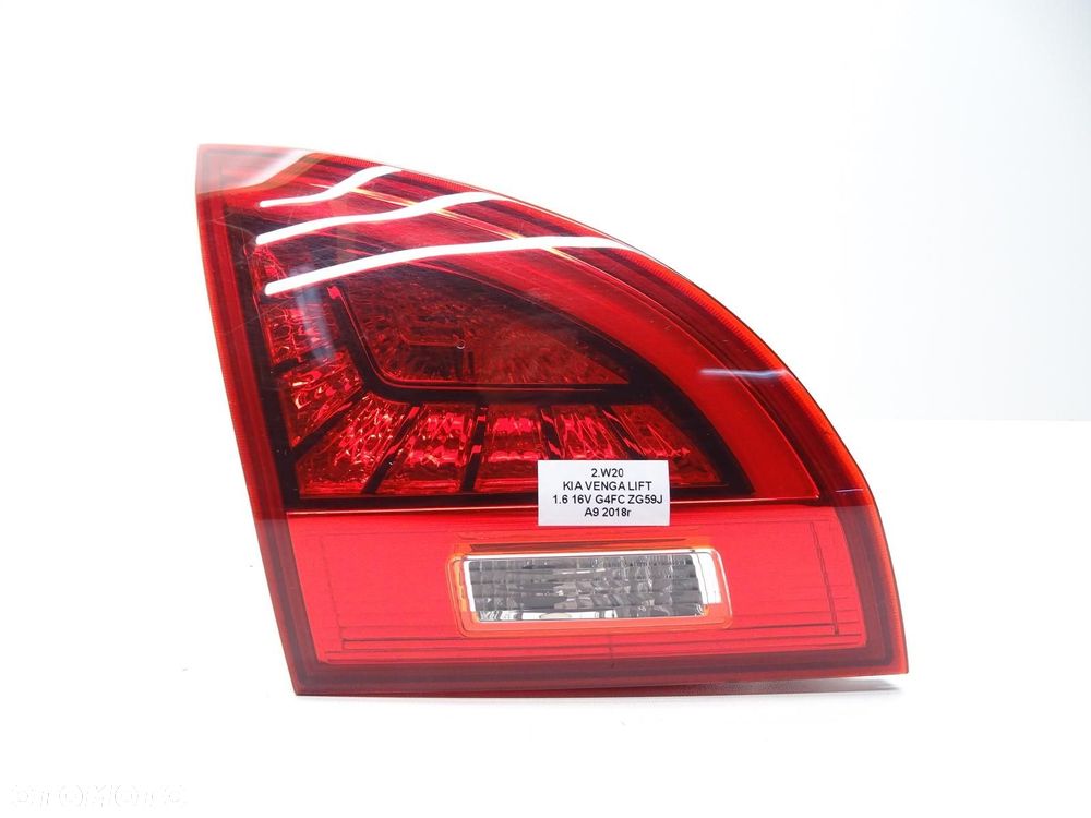 LAMPA LEWA LEWY TYŁ TYLNA W KLAPE LED 92405-1P200 KIA VENGA LIFT - 2