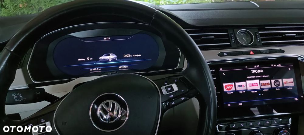 Volkswagen Passat - 18