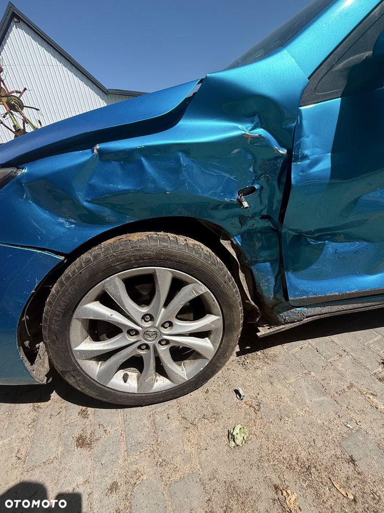 Mazda 3 - 5