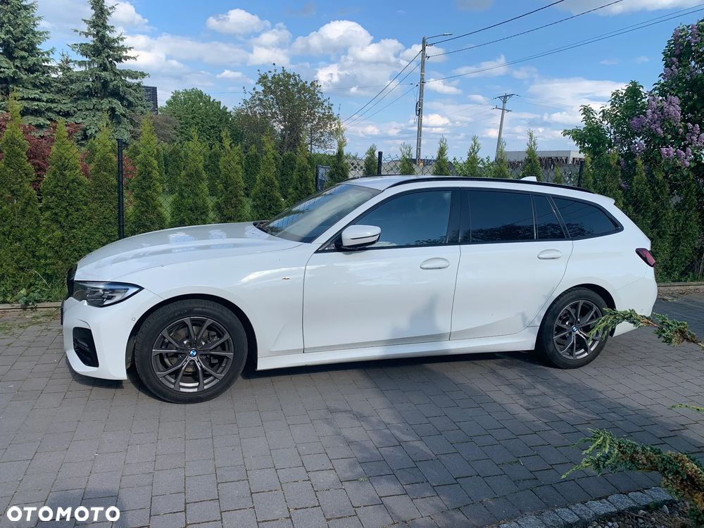 BMW Seria 3 318i M Sport - 1