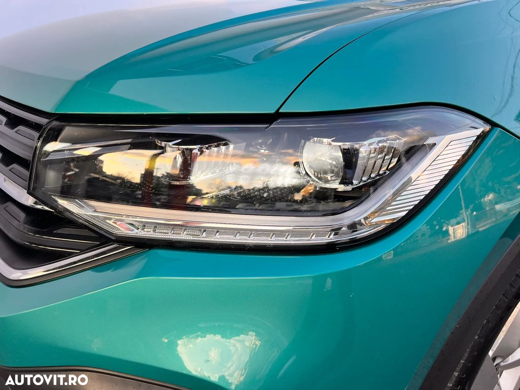 Volkswagen T-Cross - 11